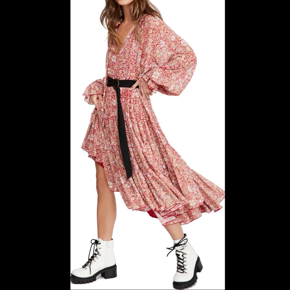 Feeling Groovy Long Sleeve Midi Dress